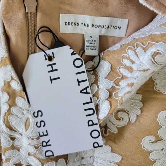 NWT Dress The Population Isabelle Dress Beige White Tulip Hem Sleeveless Small - Picture 11 of 16